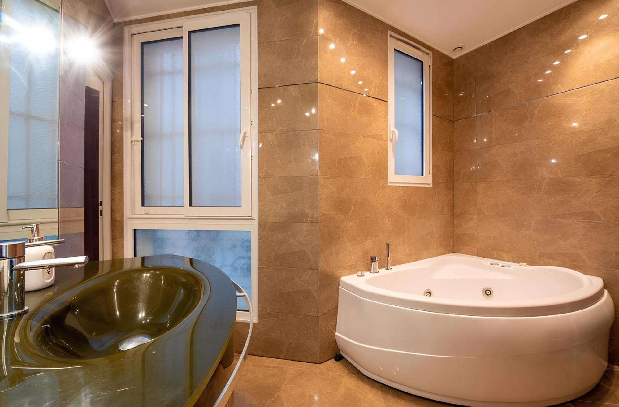 Luxury Style Appartement, Arc De Triomphe - Champs Elysees Париж Экстерьер фото